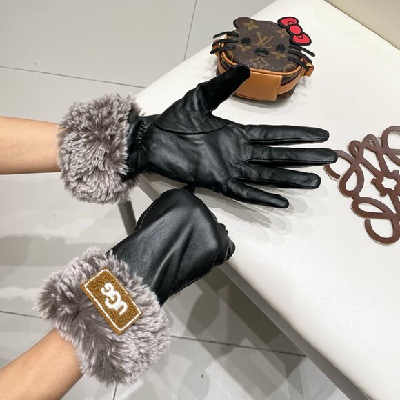 UGG Genuine Sherling Trim Leather Gloves - Picture 5 of 8